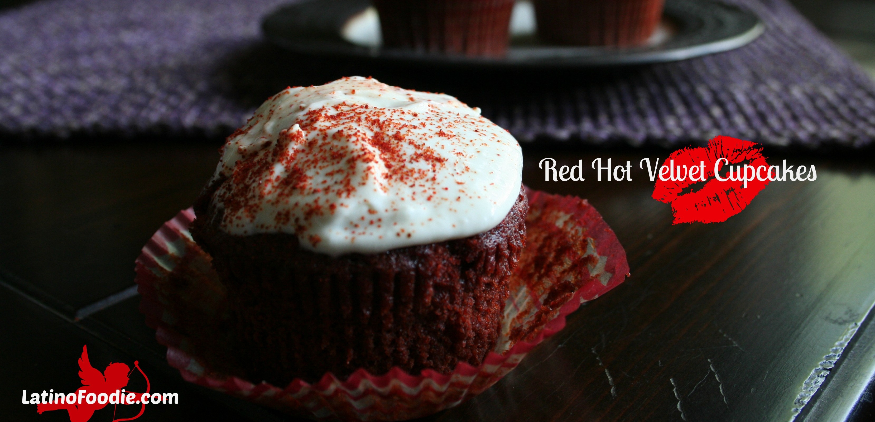 Valentine's Day Red Hot Velvet Cupcakes - LatinoFoodie.com