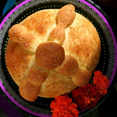 Dia de los Muertos: Pan de Muerto Recipe